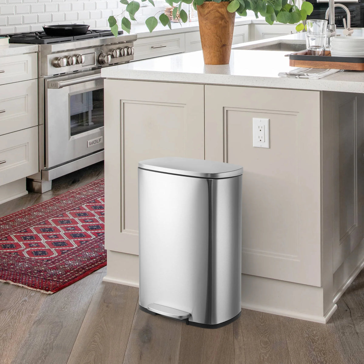 Stainless Steel Step Pedal Trash Can With Soft Close Lid